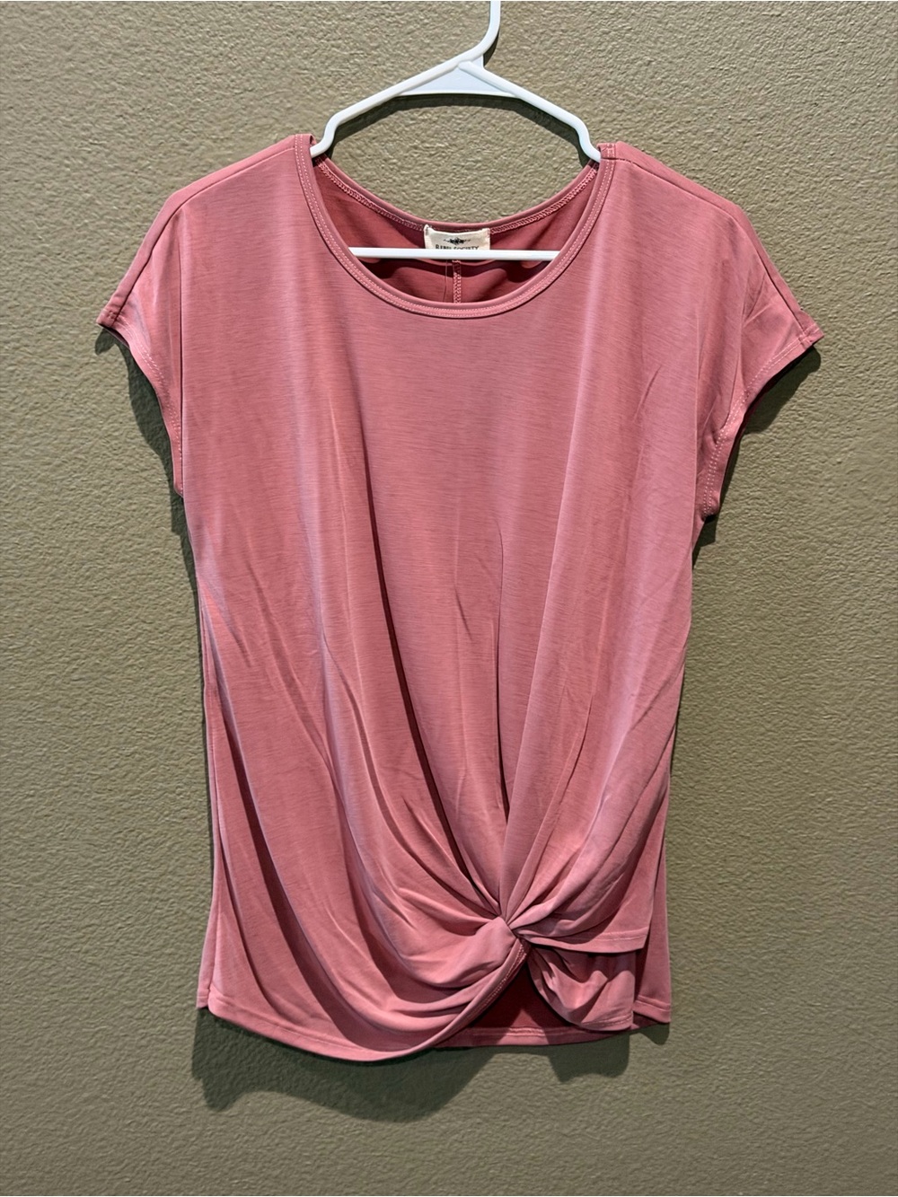 Twist-Front Cap Sleeve Tee in Dusty Rose